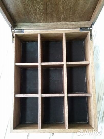 Короб для хранения часов и ремешков из массива дуб