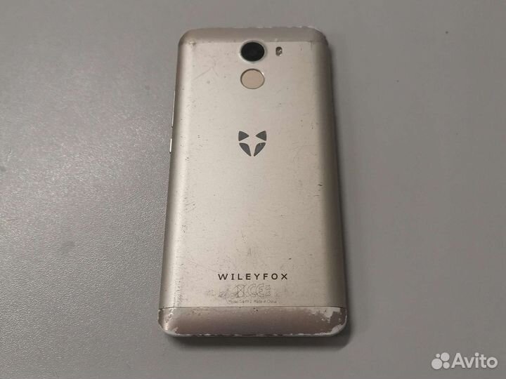 Битый Wileyfox Swift 2 на запчасти