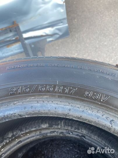 Yokohama dB Decibel E70 215/55 R17 93V