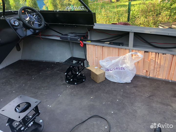 Ремонт лодок, катеров. Установка допоборудования