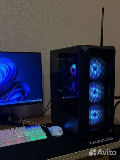 Очень мощный i7 8ядер/rx580