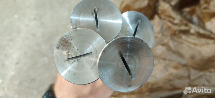 Клапана к750 м72 новые