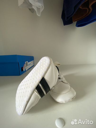 Кроссовки детские