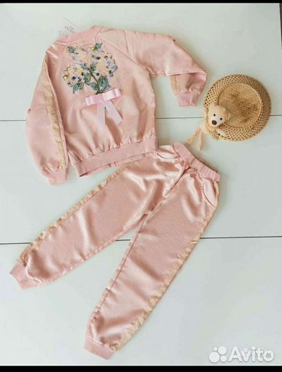 Костюм для девочки новый