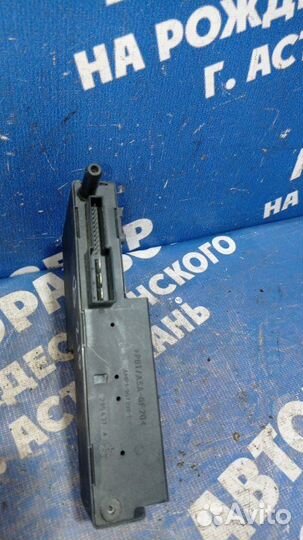 Блок предохранителей салона Mercedes-Benz W210