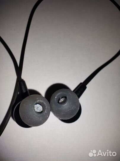 Bluetooth гарнитура plantronics