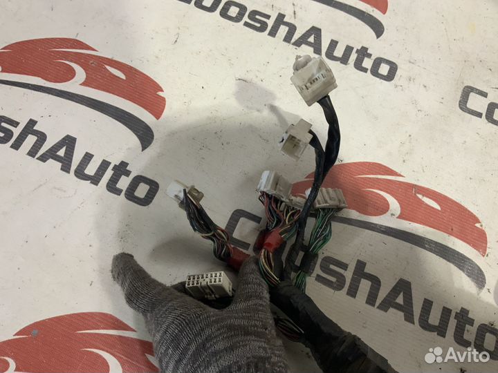 Проводка двс Toyota Land Cruiser100 2UZ-FE