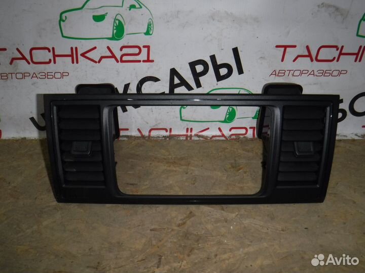 Дефлектор обдува центральный VW Transporter T6 15+