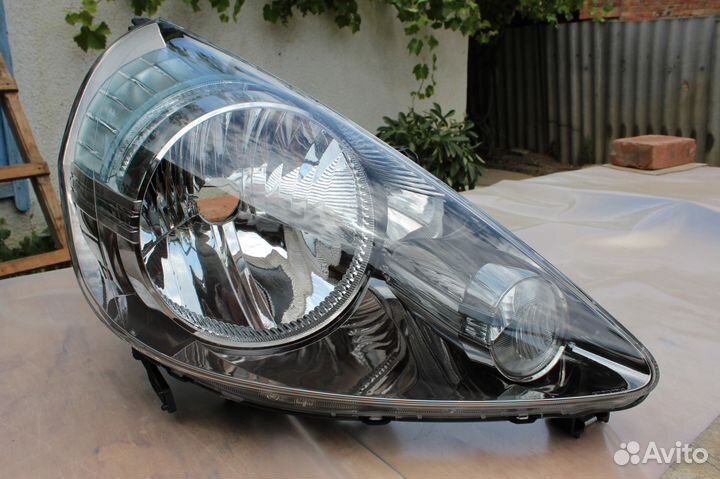 Продам фару