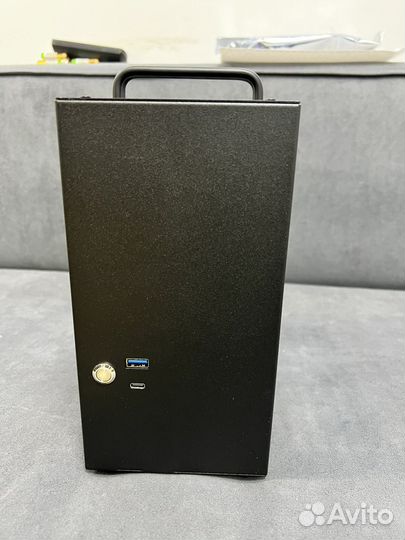 Корпус mini itx 4,7 L, райзер 4.0