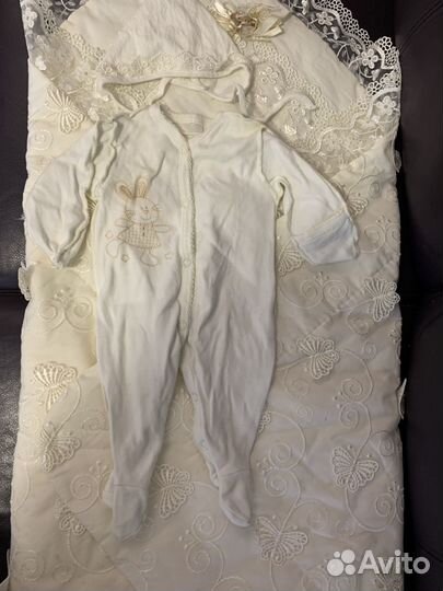 Красивый комплект на выписку