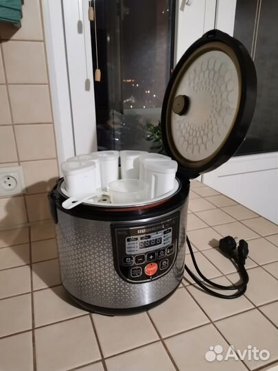 Мультиварка Redmond Skycooker RMC M223S