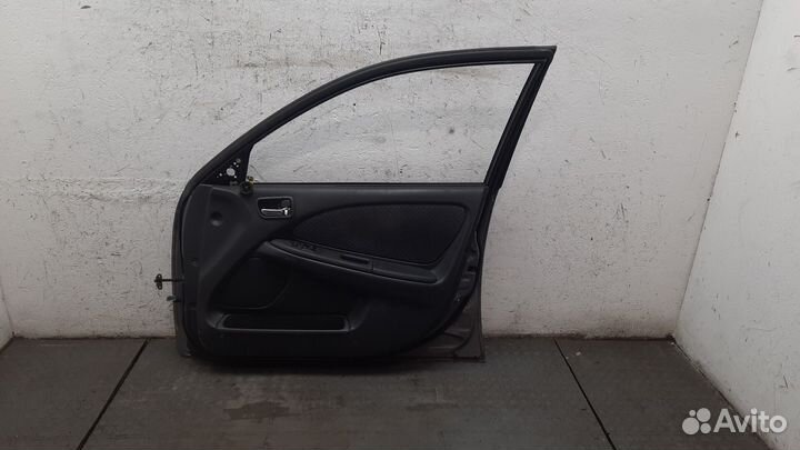 Дверь боковая правая передняя Toyota Avensis 1, 2002