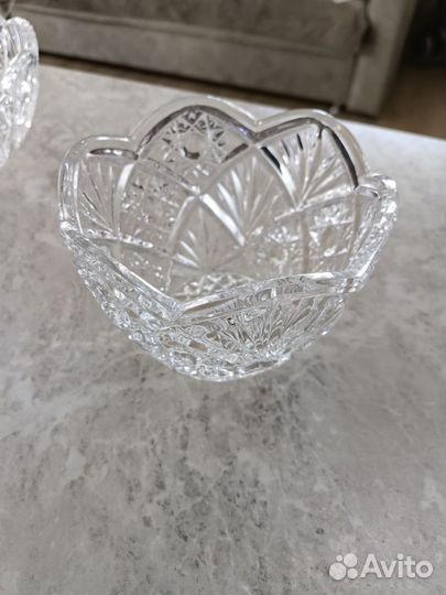 Хрустальная ваза