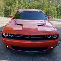 Dodge Challenger 3.6 AT, 2017, 105 000 км, с пробегом, цена 800 000 руб.