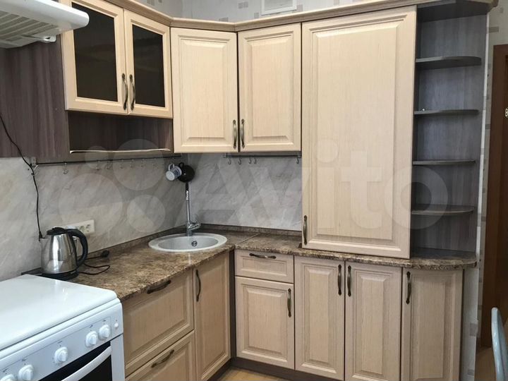 1-к. квартира, 40 м², 1/9 эт.