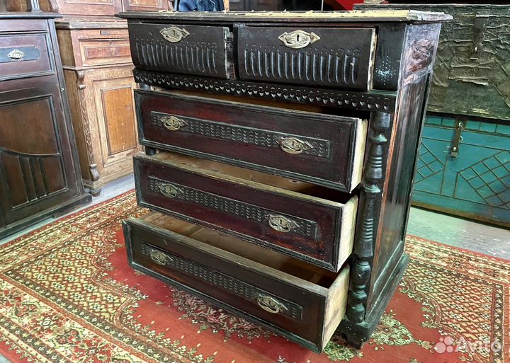 Комод старинный