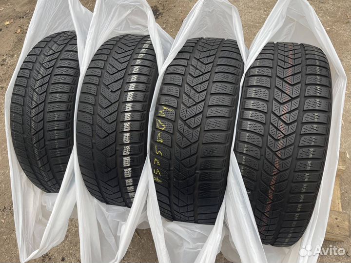 Pirelli Scorpion Winter 235/55 R20