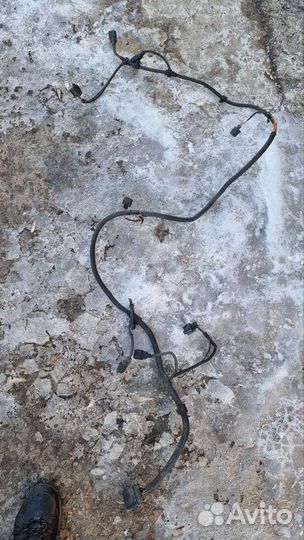 7L6971073F проводка переднего бампера Touareg