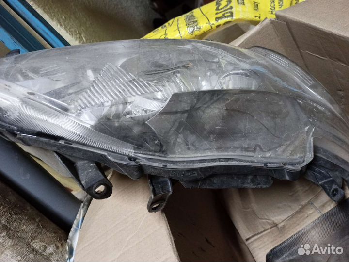 Фара Тойота королла 2008 год