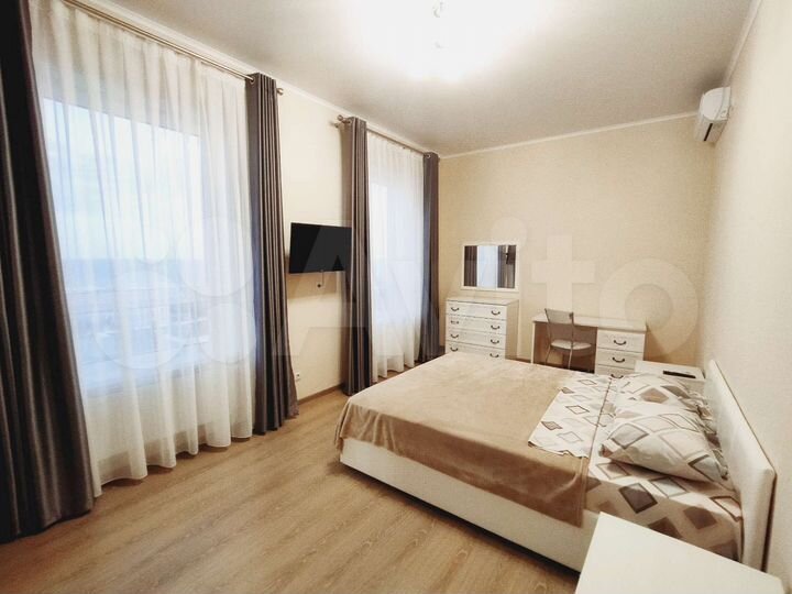 2-к. квартира, 65 м², 9/12 эт.