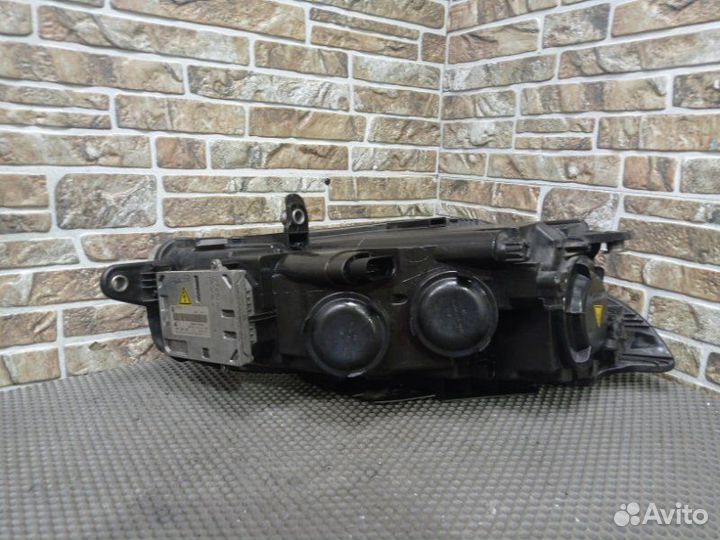 Фара левая Volkswagen Passat CC