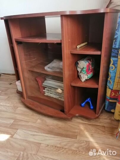 Тумба под телевизор