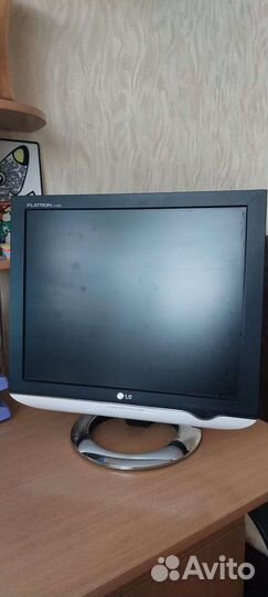 Монитор LG 17
