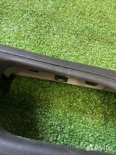 Обшивка передней двери Infiniti g25 v36