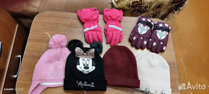 Шапка и перчатки для девочки