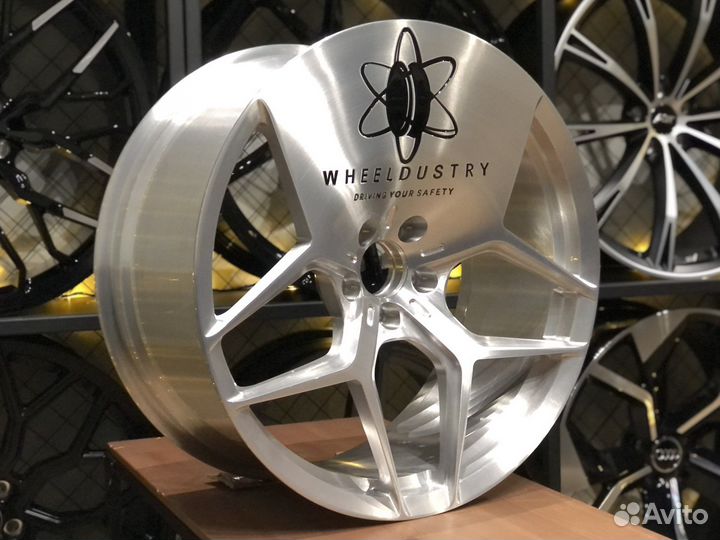 Кованые диски R23 для Land Rover Range Rover