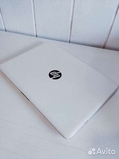 Cтилный Hp отл с(ssd/4ядер/4)