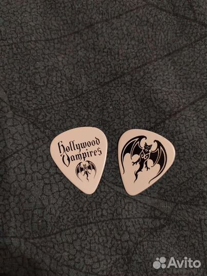 Медиатор Джонни Деппа (Hollywood Vampires)