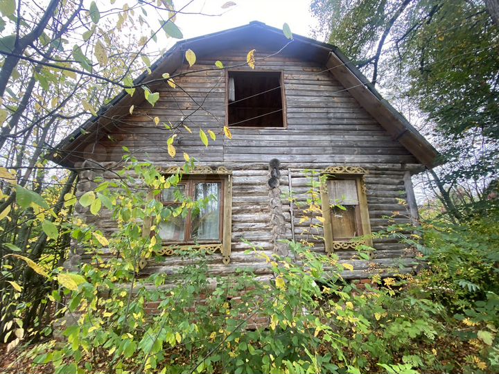 Дом 25,7 м² на участке 15 сот.