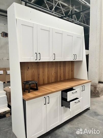 Кухня модульная новая 2 м