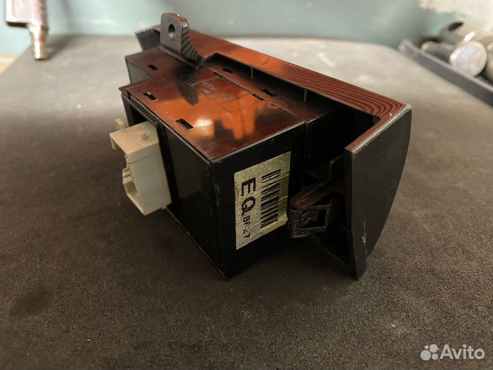 Блок управления зеркалами Chevrolet Captiva