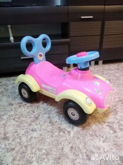 Детская машинка каталка