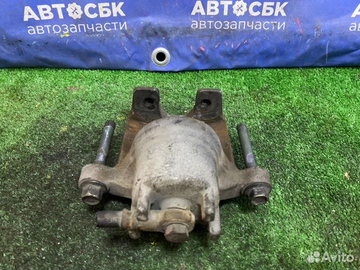 Суппорт передний правый Mitsubishi Colt Plus Z21A