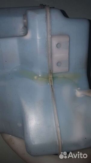 Бачок омывателя Subaru