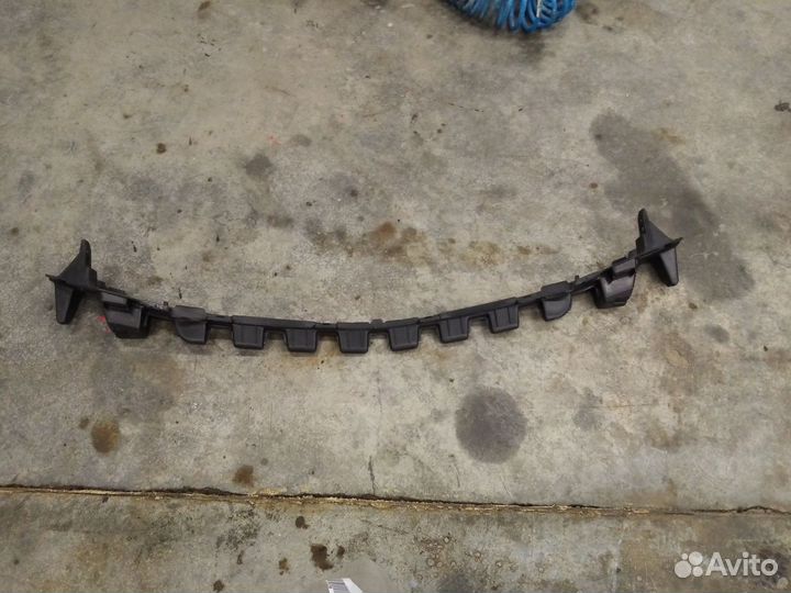 Крепление перед бампера Mercedes W204 (2011-2015