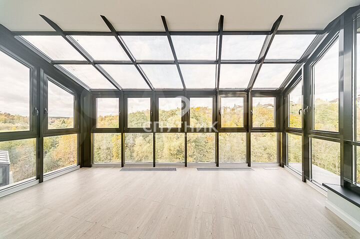 2-к. квартира, 80 м², 6/7 эт.