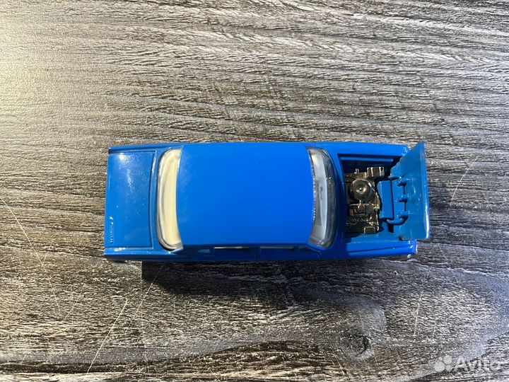 Москвич 412 1:43 400 лет саратову