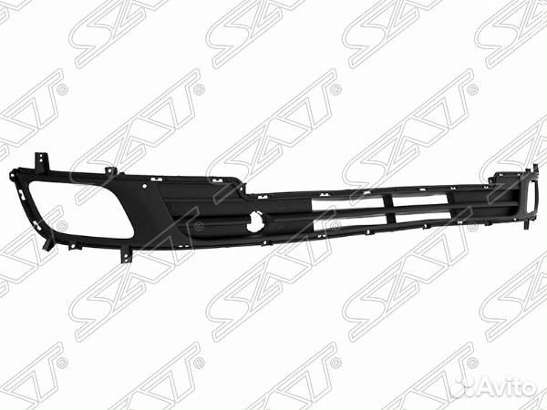 Решетка в бампер Hyundai H1 13-18 / Starex 13-17 (Комплектация под буксировочный