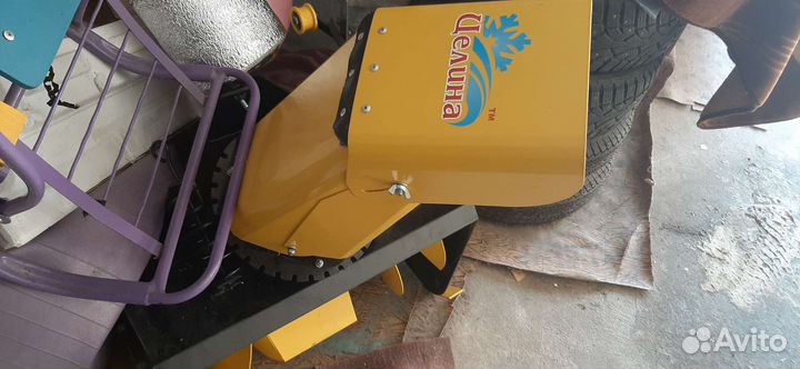 Снегоуборочная приставка к мотоблоку Целина новая