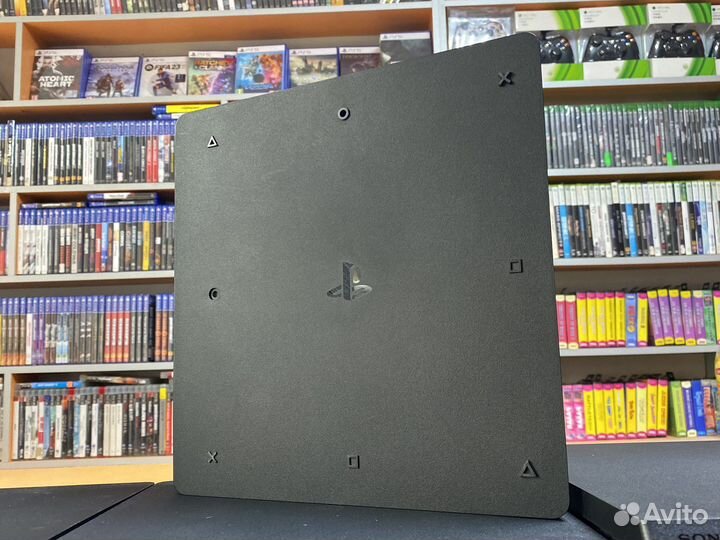 Sony PlayStation 4 Slim CUH-2108A