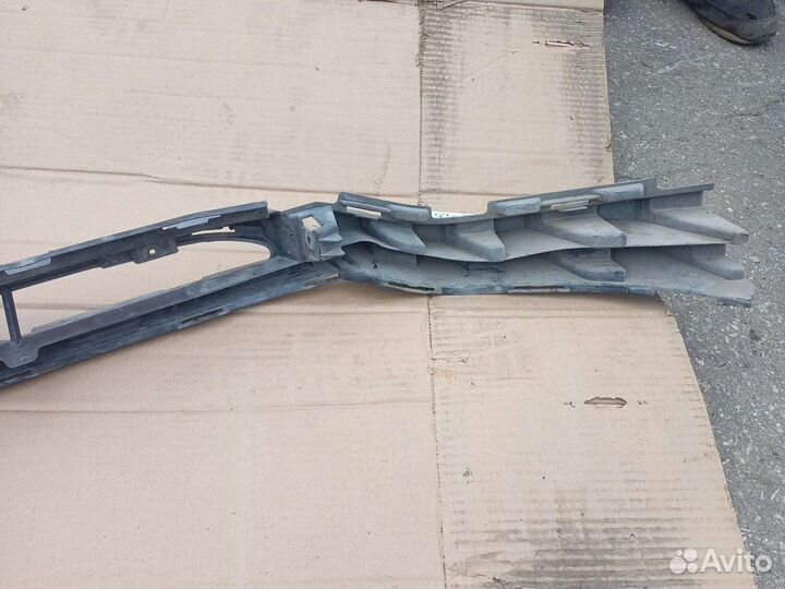 Кронштейн переднего бампера Mercedes E W213