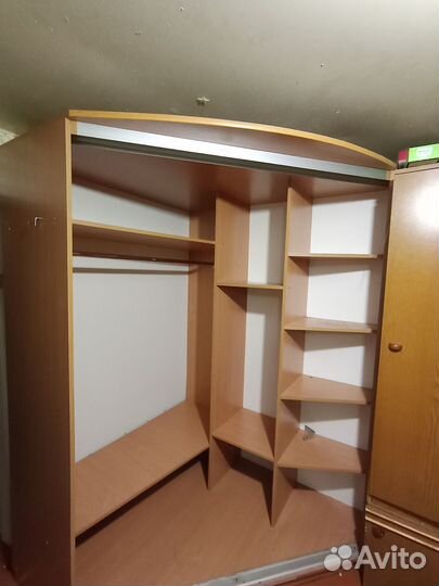 Шкаф-купе угловой бу
