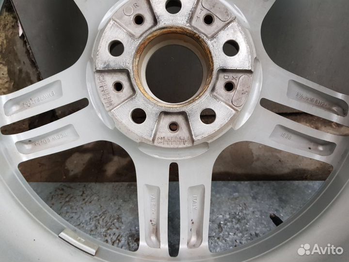 19 оригинал 351 стиль BMW разноширокие есть шины