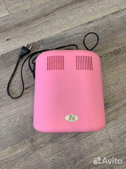 Лампа для ногтей