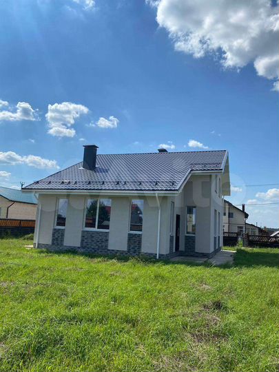 Коттедж 144 м² на участке 10 сот.